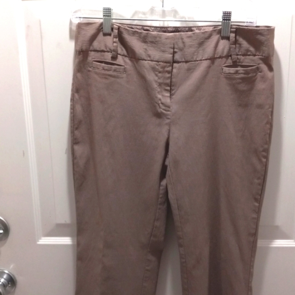 Tracy Evans limited Sz 9, Toupe midrise,flared, 4 pockets, Dress pants.